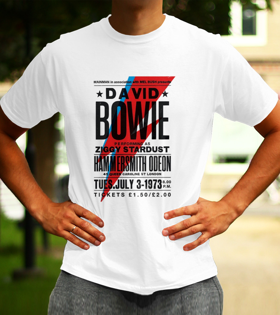 David Bowie Performing As Ziggy Stardust Hammersmith Odeon London July 3 1973 T-Shirt