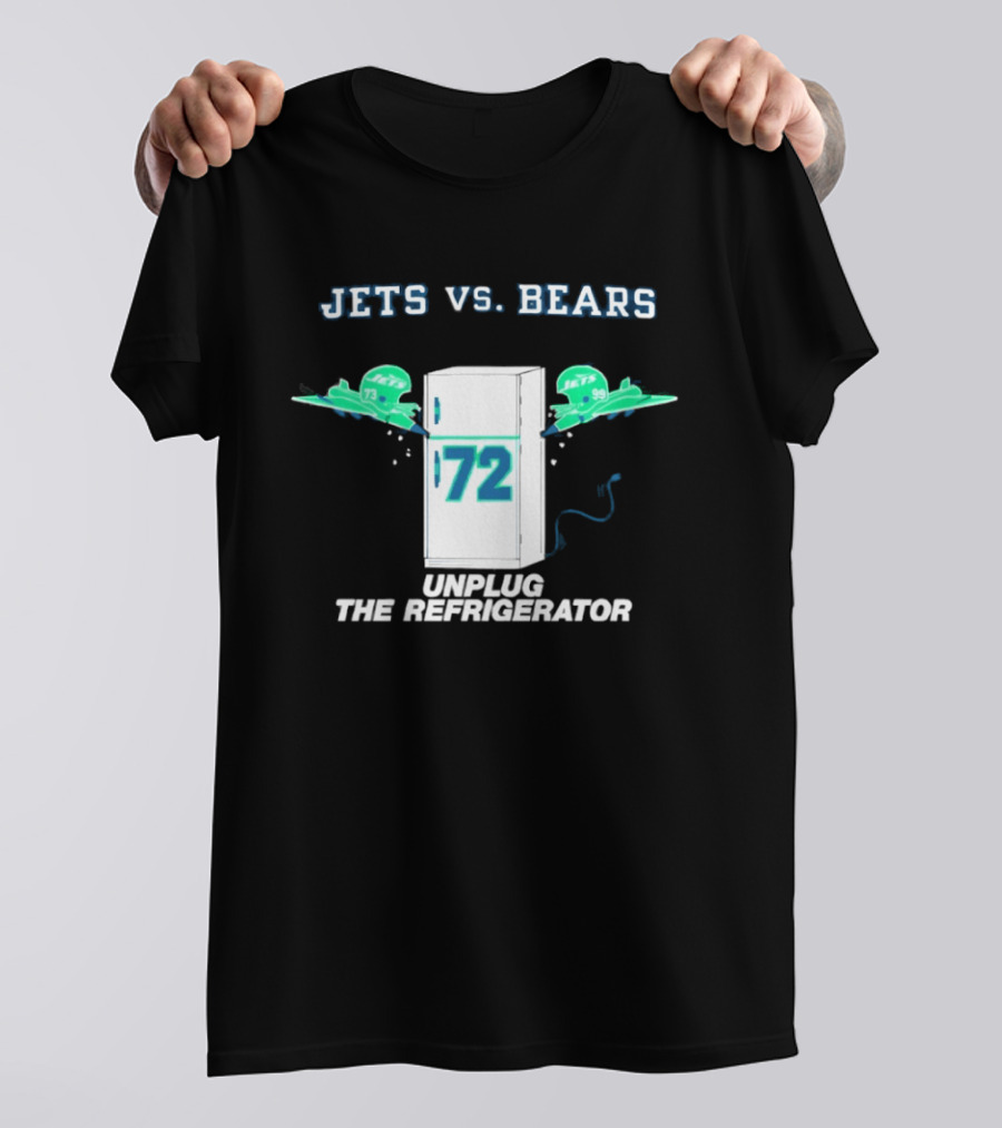 Jets Vs Bears Unplug The Refrigerator 72 Helmets Clash T-Shirt