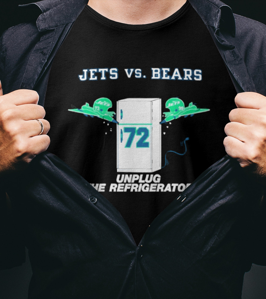 Jets Vs Bears Unplug The Refrigerator 72 Helmets Clash T-Shirt