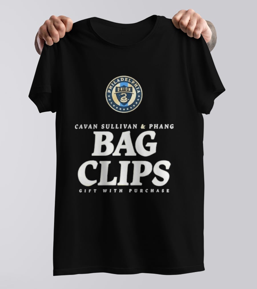 Philadelphia Cavan Sullivan Phang Bag Clips Gift With Purchase T-Shirt