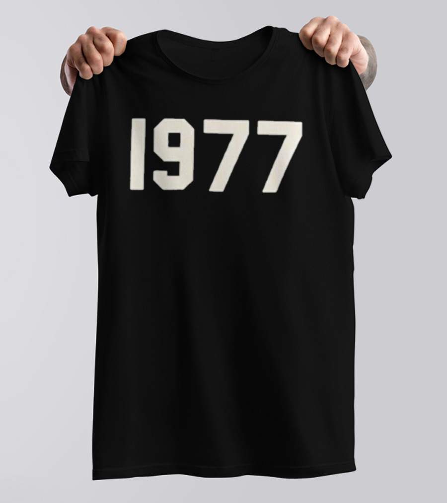 Tom Hardy 1977 T-Shirt