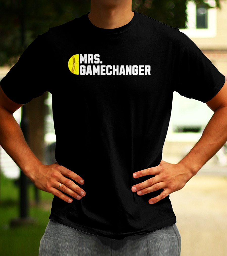 Mrs. Gamechanger Softball Baseball Enthusiast Athlete Lover Fitness Sports T-Shirt