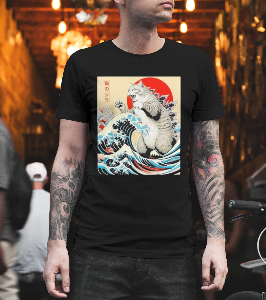 Catzilla Ukiyo-e Japanese 猫のジラ Kanagawa Waves Red Sun T-Shirt