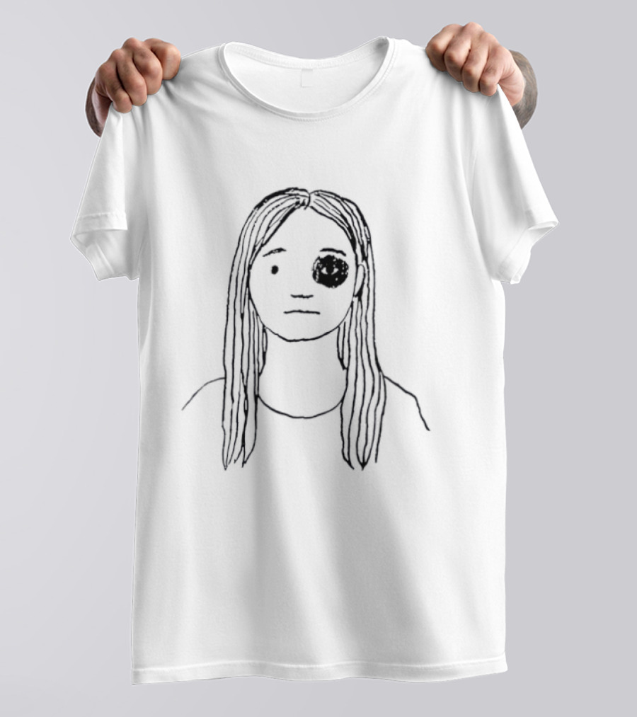 Praiseche Big Eyes Madonna Girl Portrait T-Shirt