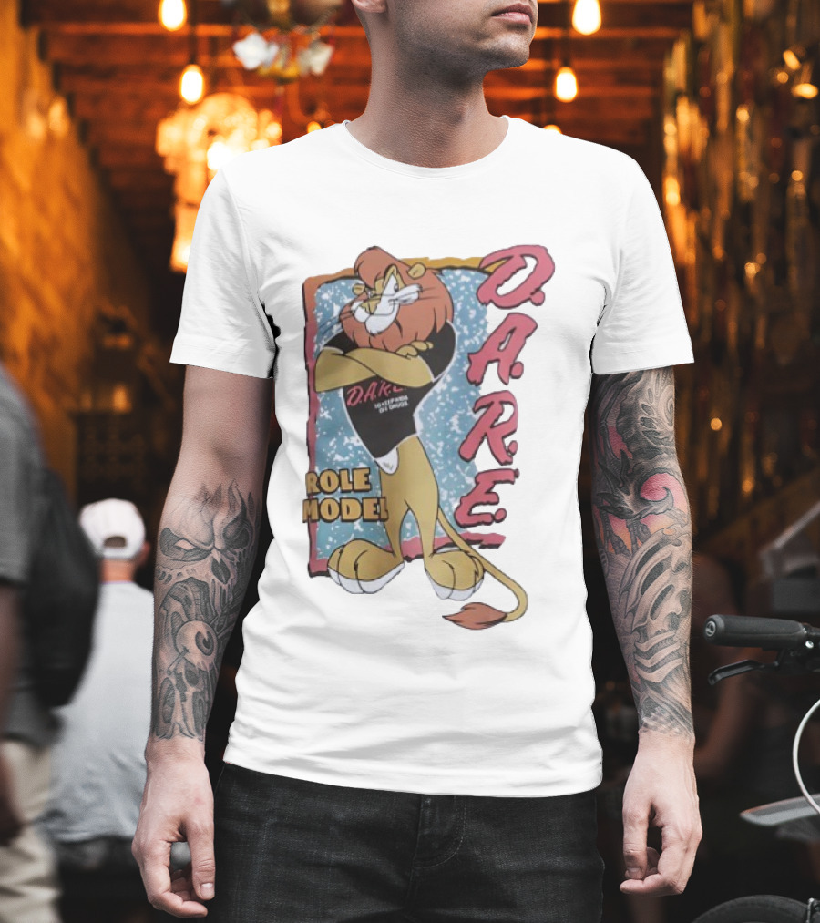 D.A.R.E. Lion Daren Role Model Graphic With Classic Retro Style T-Shirt
