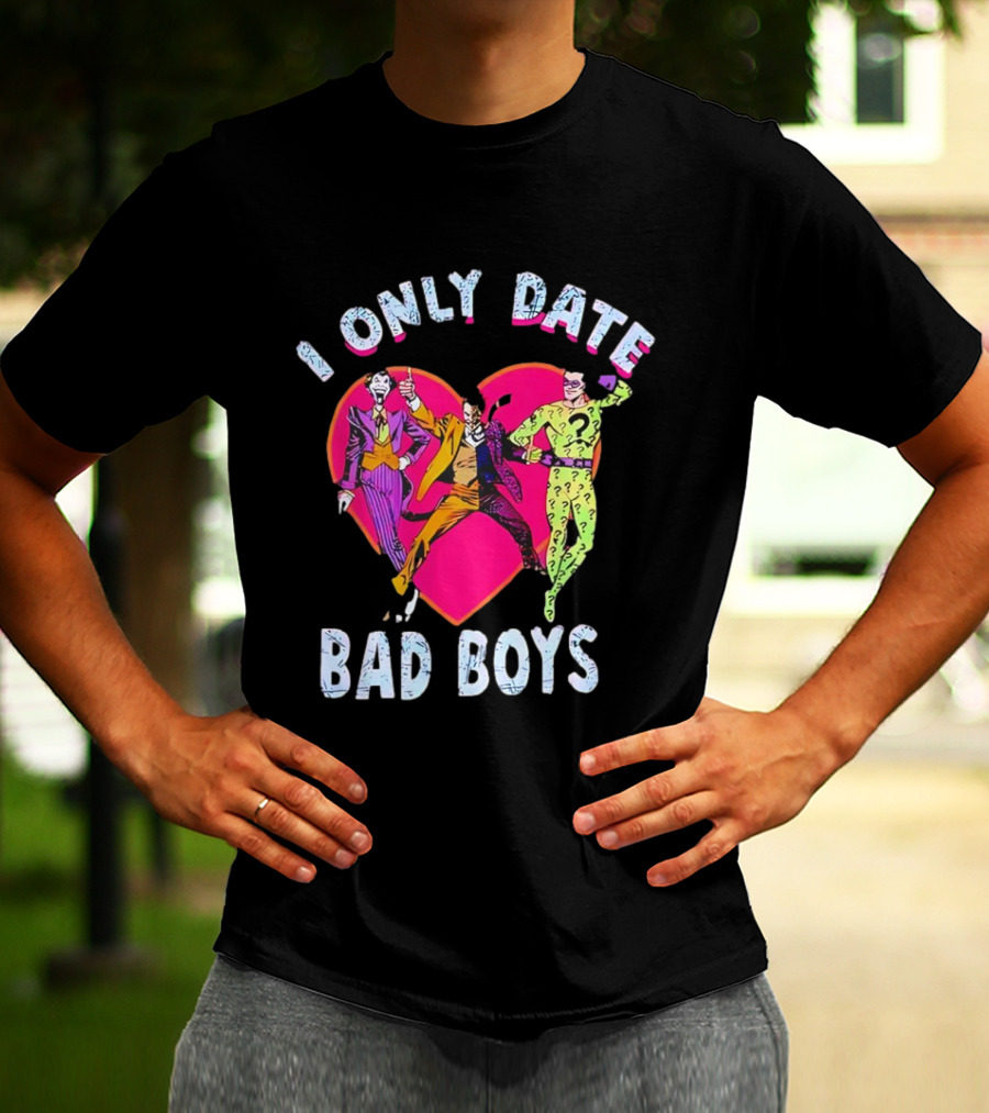 I Only Date Bad Boys DC Comics Joker Riddler Harley Quinn Heart T-Shirt