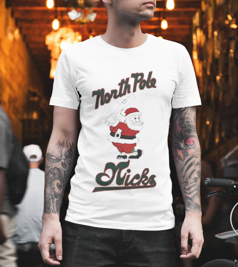 North Pole Nicks Santa Christmas Noir T-Shirt