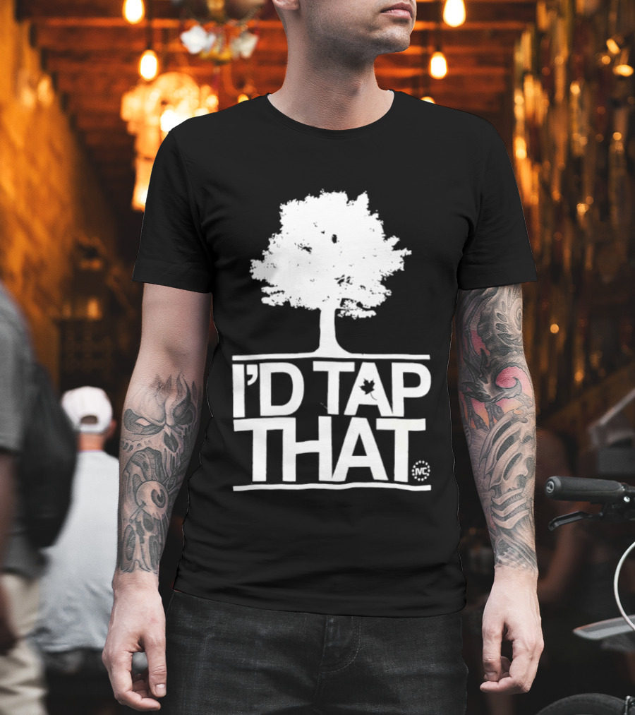 Tree I'd Tap That Pun With Maple Leaf T-Shirt