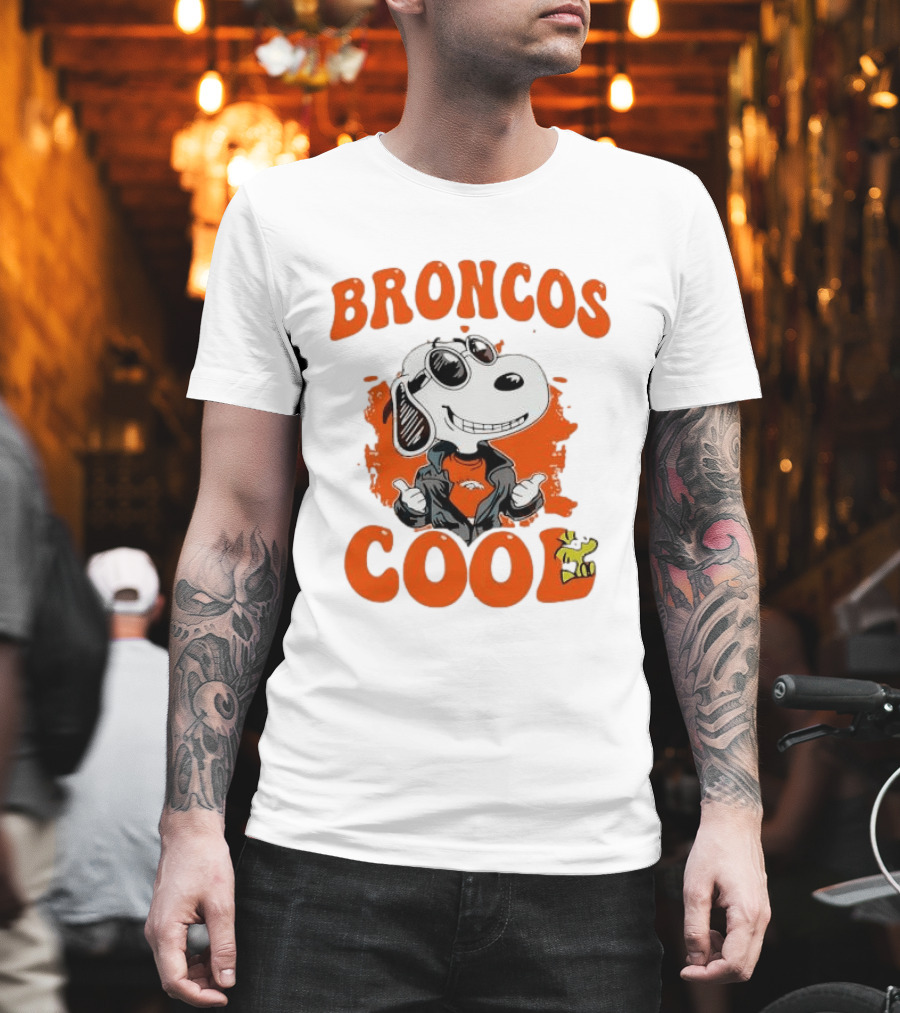Snoopy Denver Broncos Cool Peanuts Character NFL Fan T-Shirt
