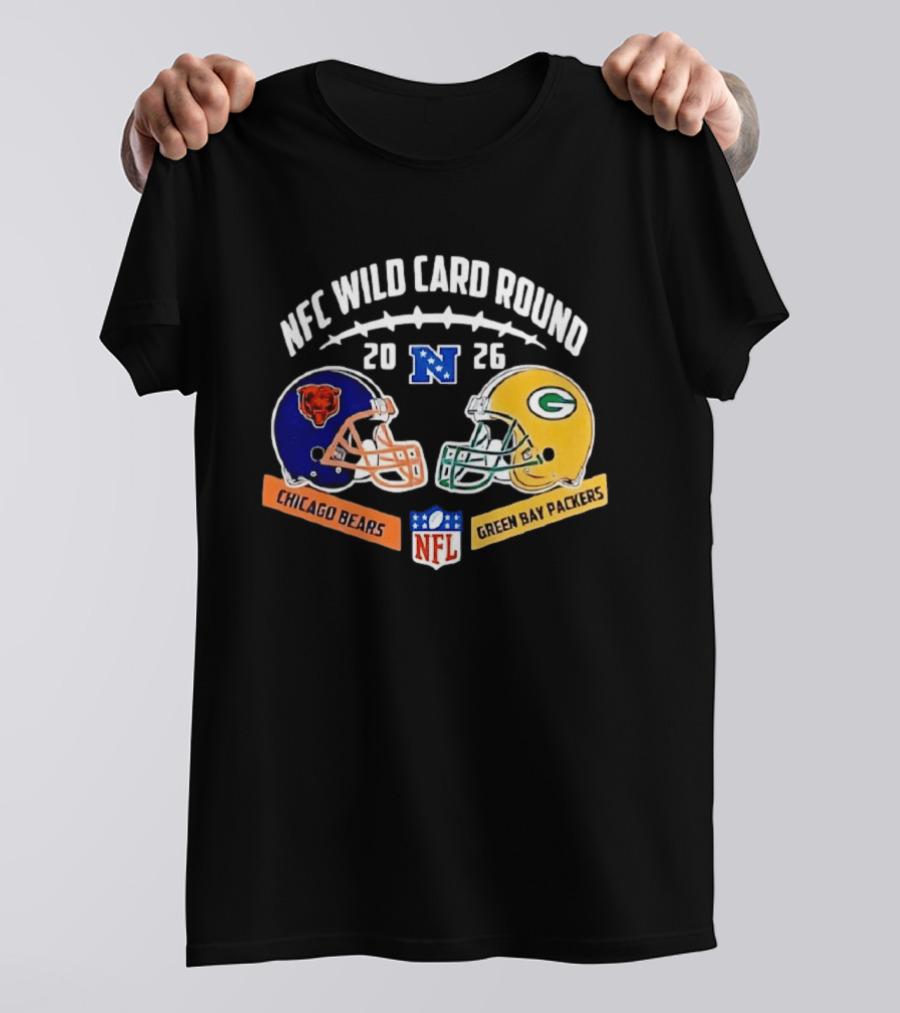 NFC Wild Card Round 2026 Chicago Bears Vs Green Bay Packers NFL Helmet Matchup T-Shirt