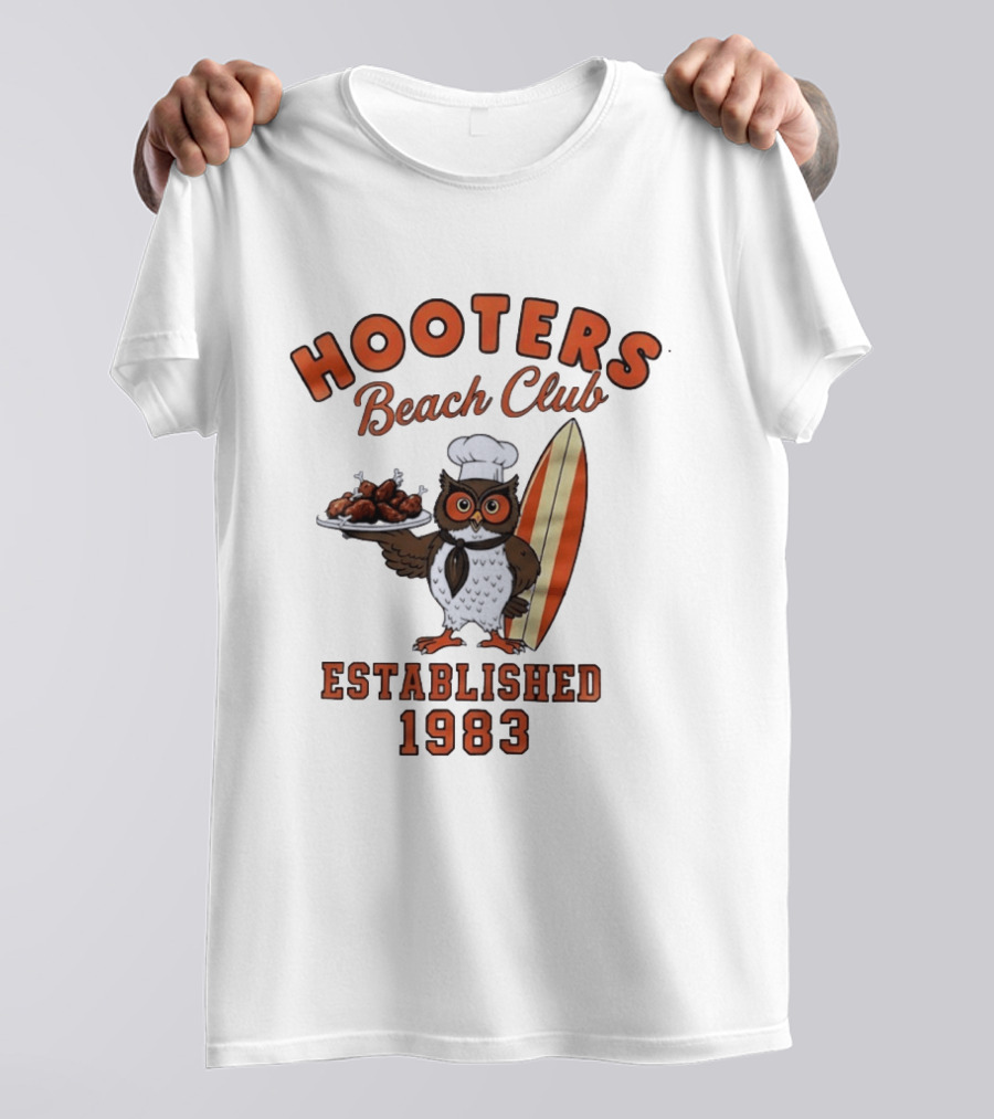 Hooters Beach Club Own Chef Chicken Legs Surfing Owl Established 1983 T-Shirt
