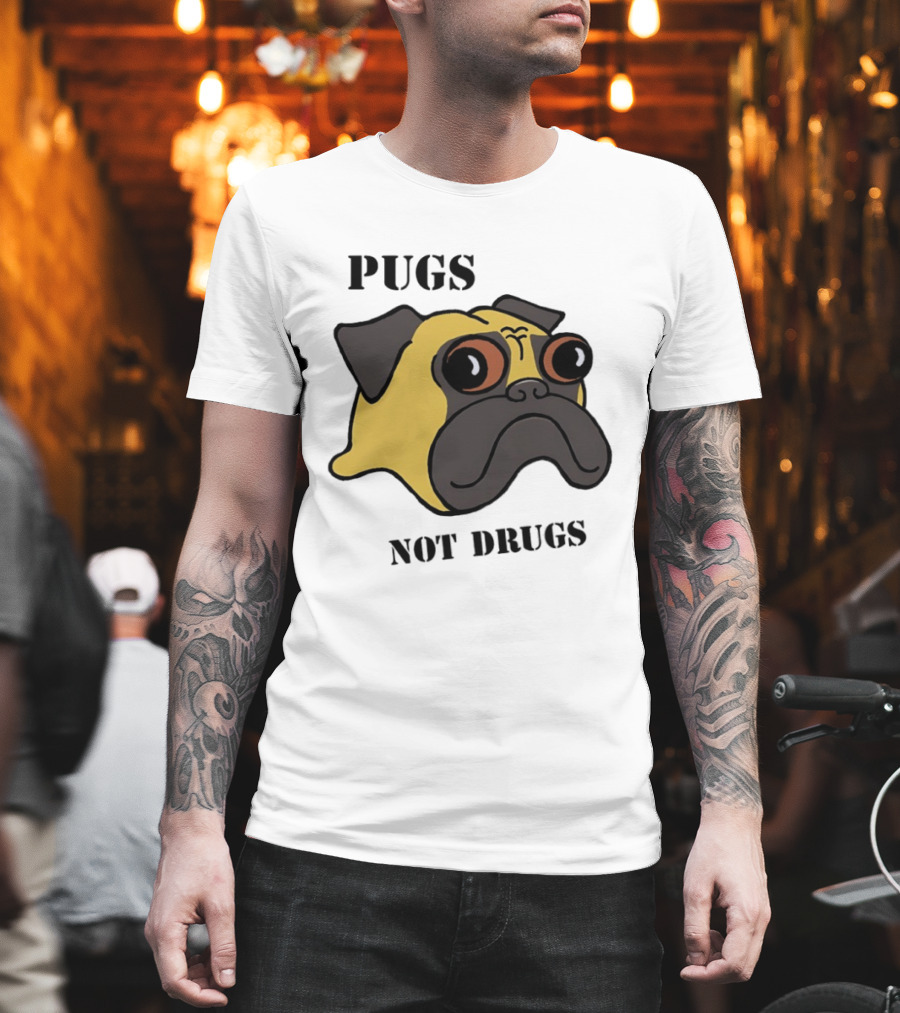 Pugs Not Drugs Cartoon Dog Face Funny Anti Drug Message T-Shirt