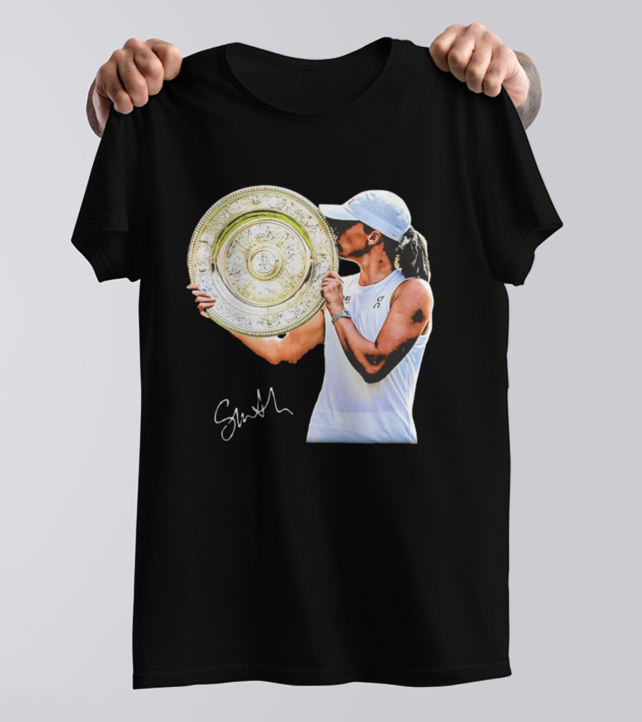 Iga Swiatek Wimbledon Champion Trophy Celebration T-Shirt