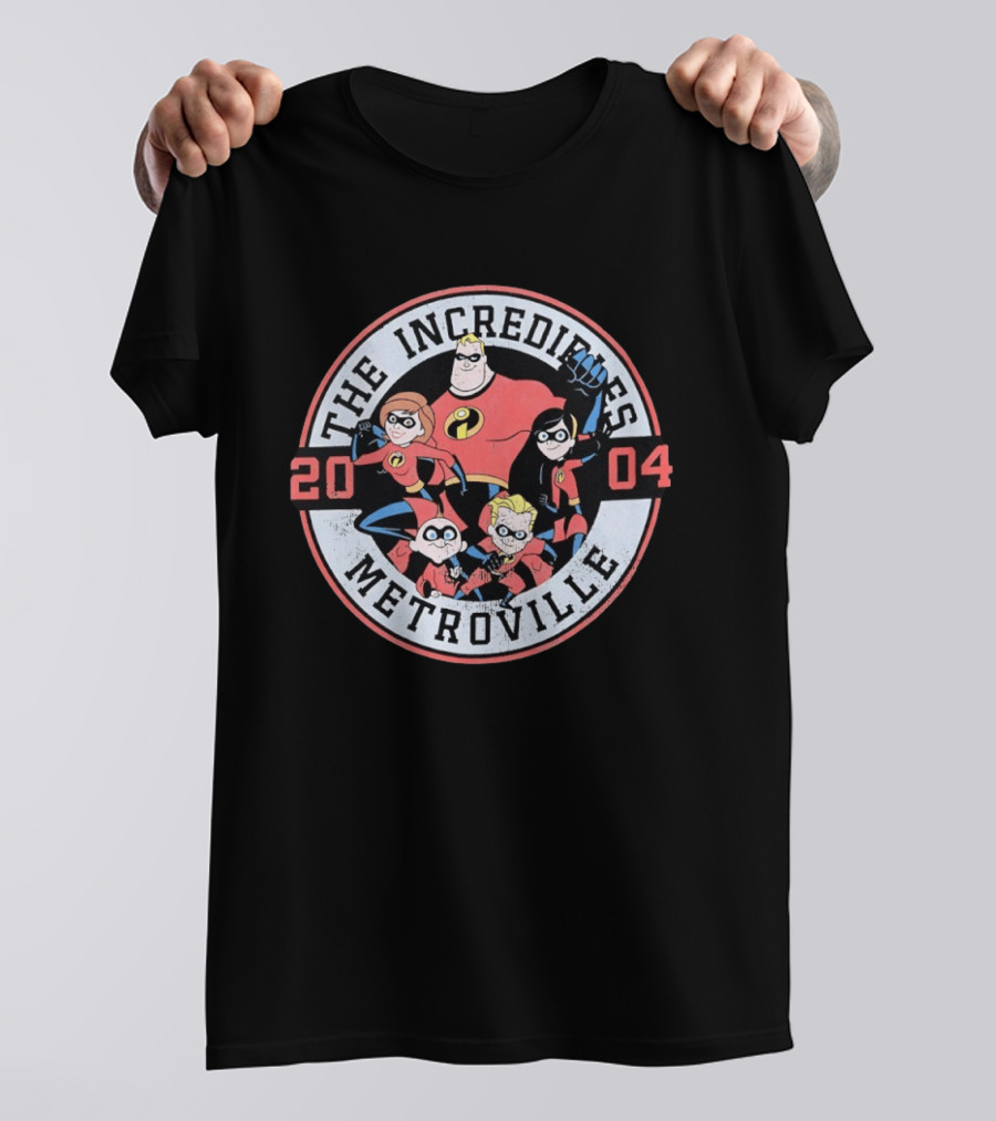 The Incredibles Metroville 2004 Characters Family Superheroes T-Shirt