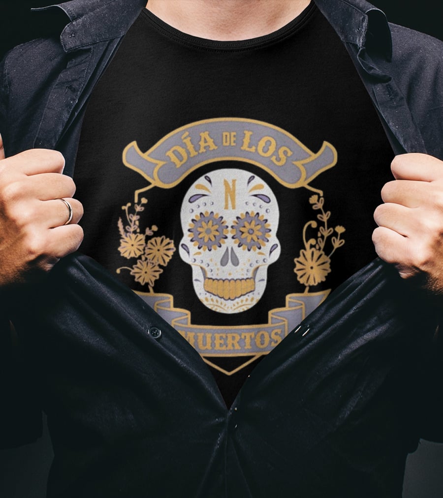 Día De Los Muertos Skeleton Flower Skull Decor T-Shirt