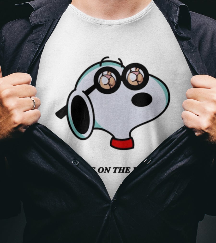 Snoopy Eyes On The Prize Vintage Peanuts Comic T-Shirt