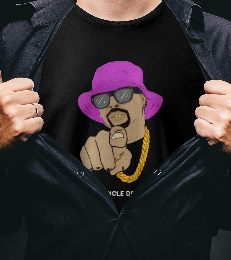 UNCLE DEE Finger Pointing Sunglasses Chain Purple Hat T-Shirt