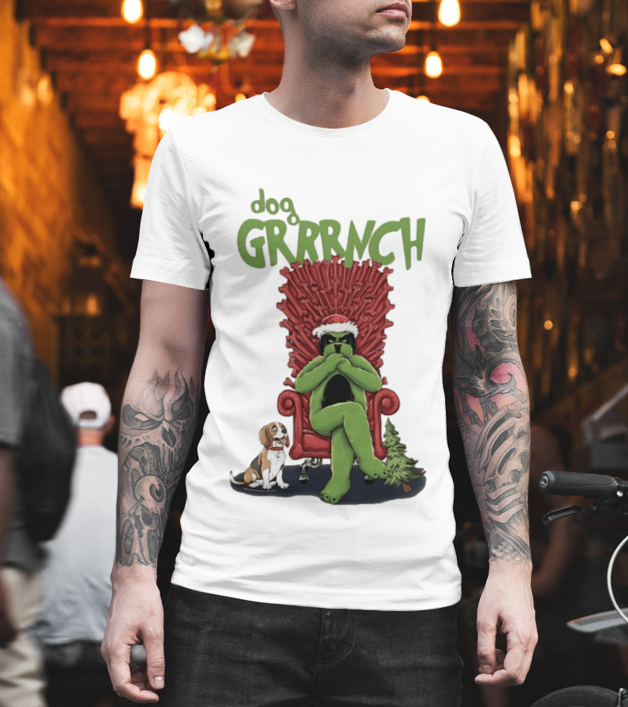 Dog GRRRINCH Christmas Throne Santa Hat Beagle T-Shirt