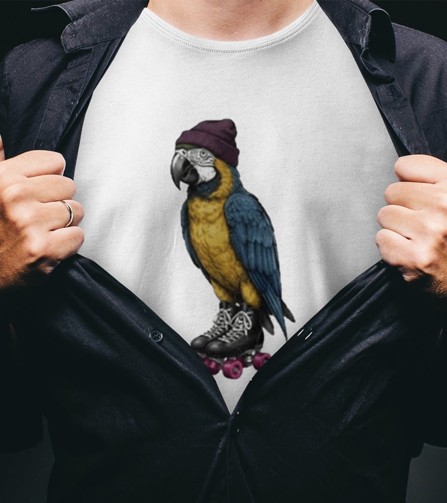 Nice Roller Skating Parrot With Hat And Colorful Feathers T-Shirt