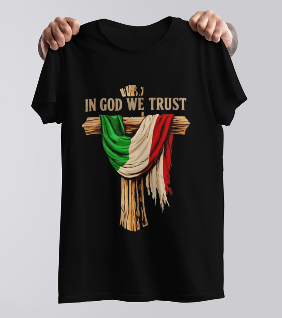 In God We Trust Italian Flag On Cross Jesus Reto T-Shirt