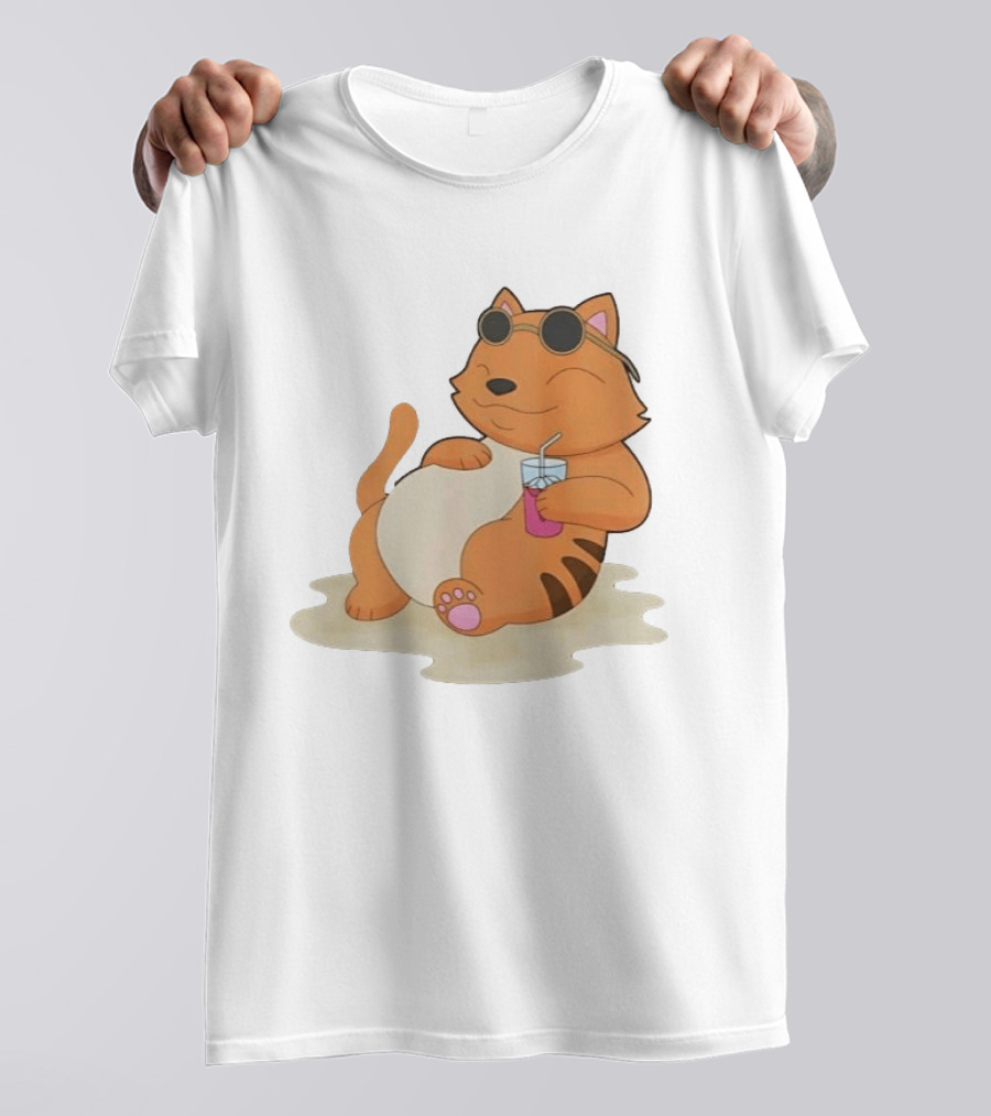 Cat Relaxing With Sunglasses And Drink On Beach Summer Vibes T-Shirt