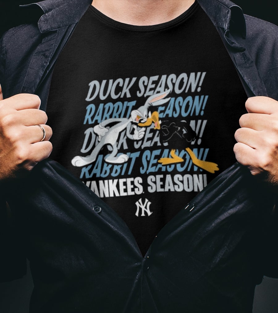 Looney Tunes X New Era MLB Yankees Season Bugs Bunny Yankees Collection T-Shirt