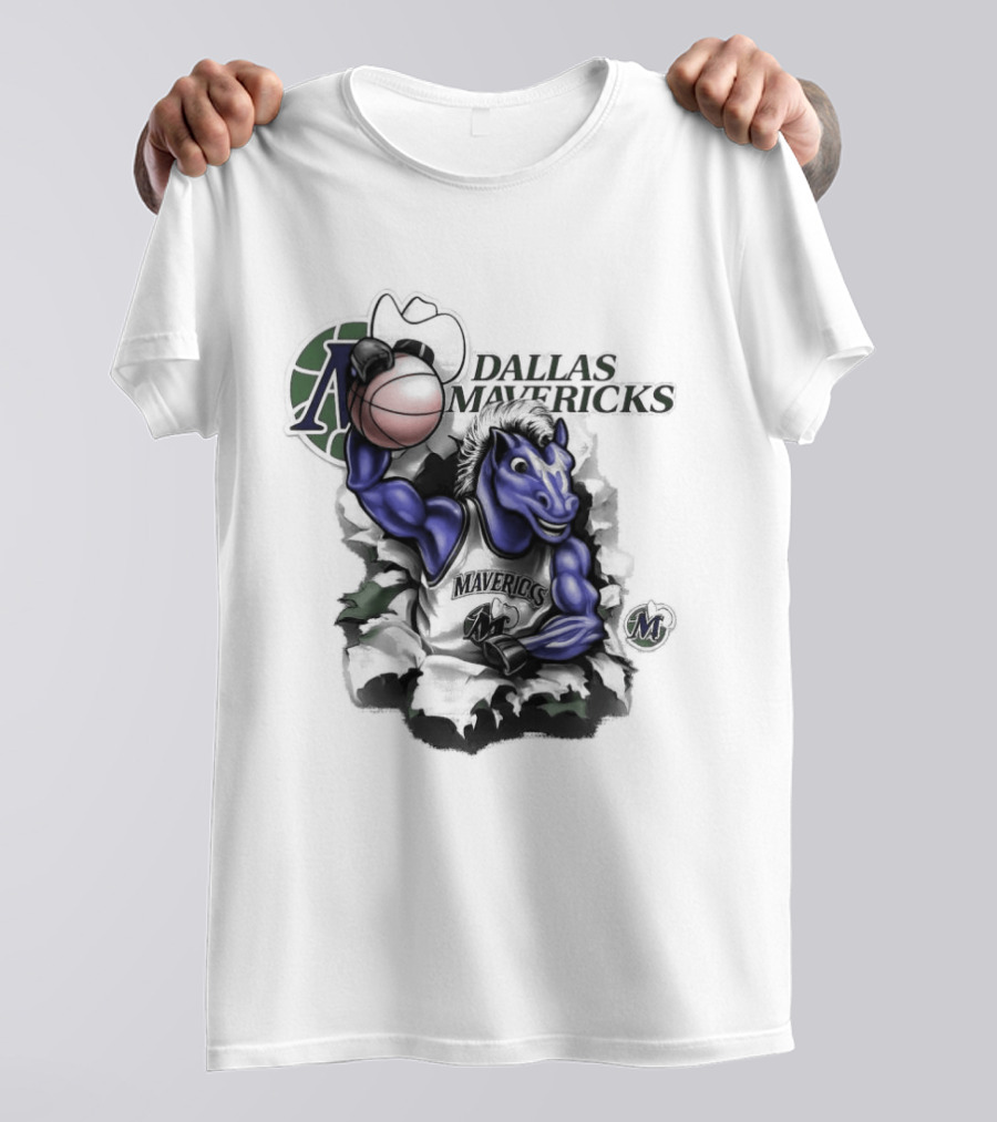 Dallas Mavericks Mitchell & Ness Breakthrough Basketball Horse T-Shirt