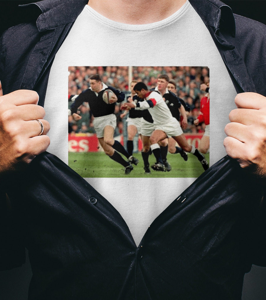 Scott Hastings Iconic Scotland Rugby Moment With Brother Gavin Against England T-Shirt