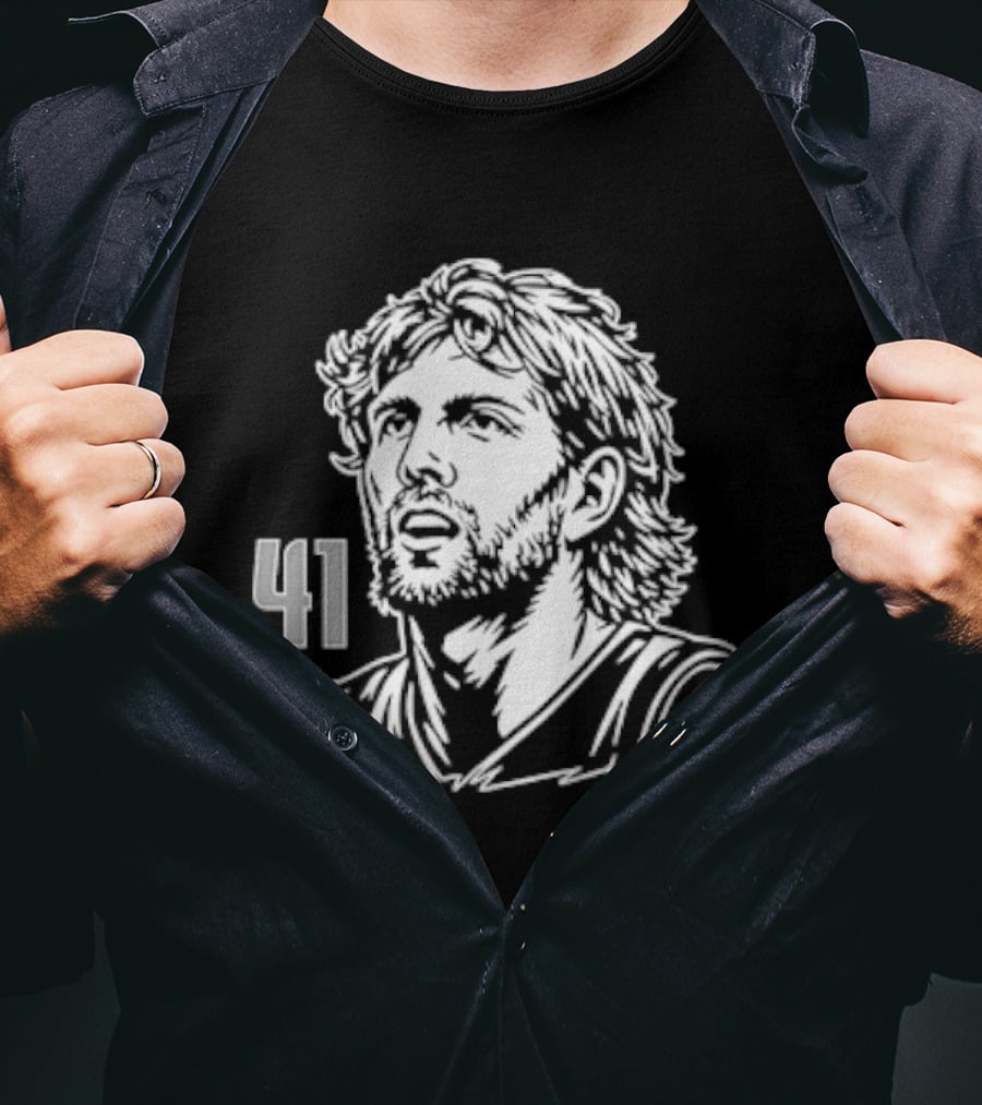 Dirk Nowitzki 41 Basketball Legend Sketch T-Shirt