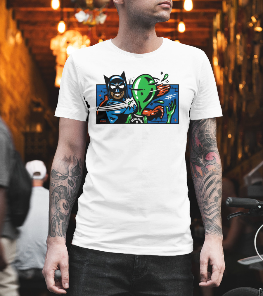 Batman Slapping Alien Knicks Beat Spurs NBA Final 2026 Soda Sports T-Shirt