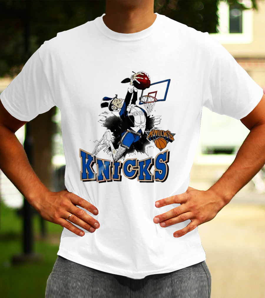 New York Knicks Dunking Red Apple Knicks Text Blue Basketball T-Shirt