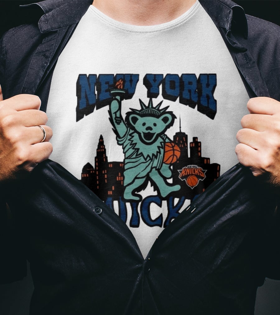 NBA Grateful Dead New York Knicks Bear Liberty Statue T-Shirt