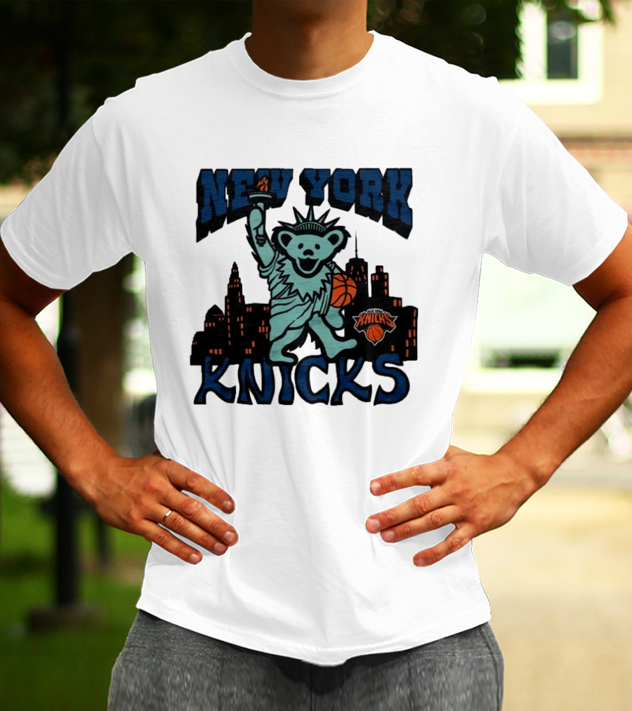 NBA Grateful Dead New York Knicks Bear Liberty Statue T-Shirt