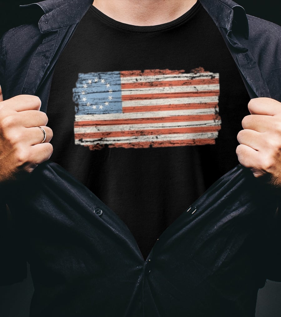 Distressed Vintage Betsy Ross Flag Thirteen Stars Retro Look T-Shirt