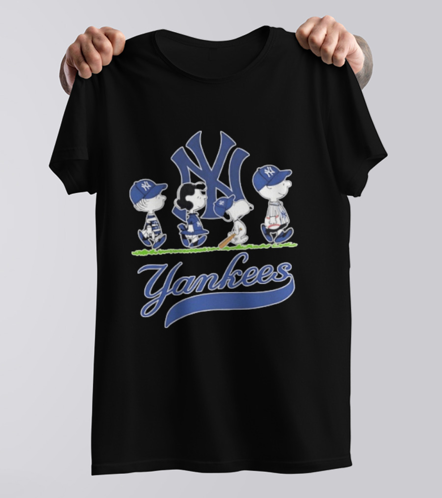 New York Yankees Peanuts Characters Snoopy Charlie Brown Lucy Linus Abbey Road 2026 T-Shirt