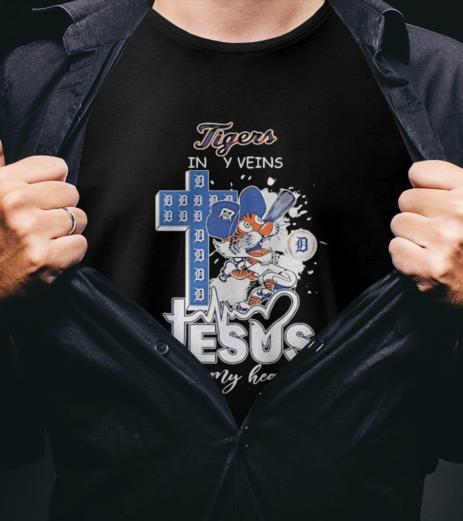 Detroit Tigers In My Veins Jesus In My Heart T-Shirt