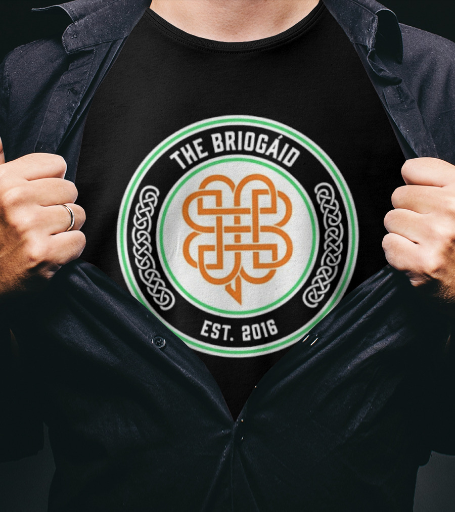 The Briogaid Est. 2016 Celtic Seal Knotwork T-Shirt