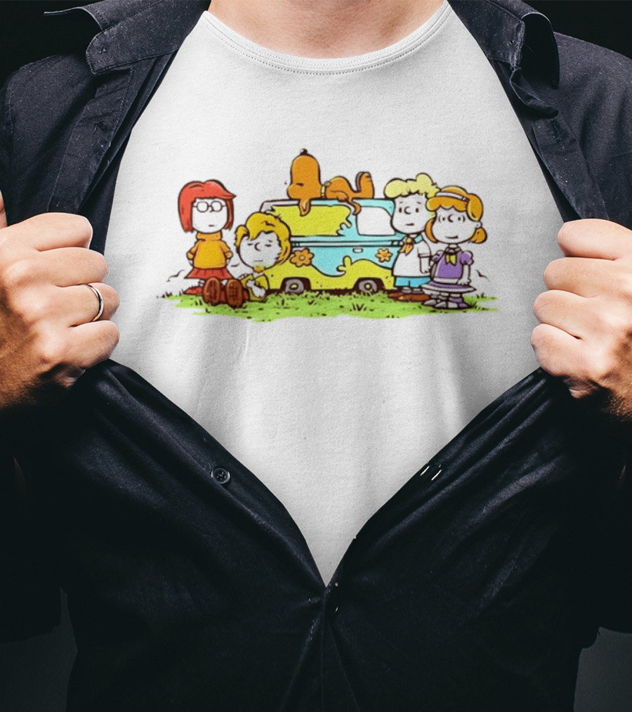 Scooby Doo Snoopy Crossover With Mystery Machine And Peanuts Characters T-Shirt
