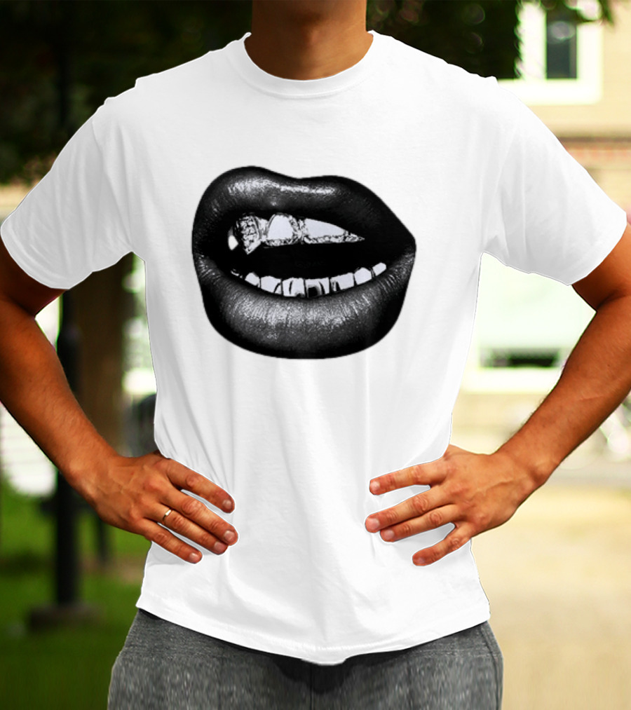 Dallas Cowboys Cheerleaders Black & White Lips Kevin Ozowski T-Shirt