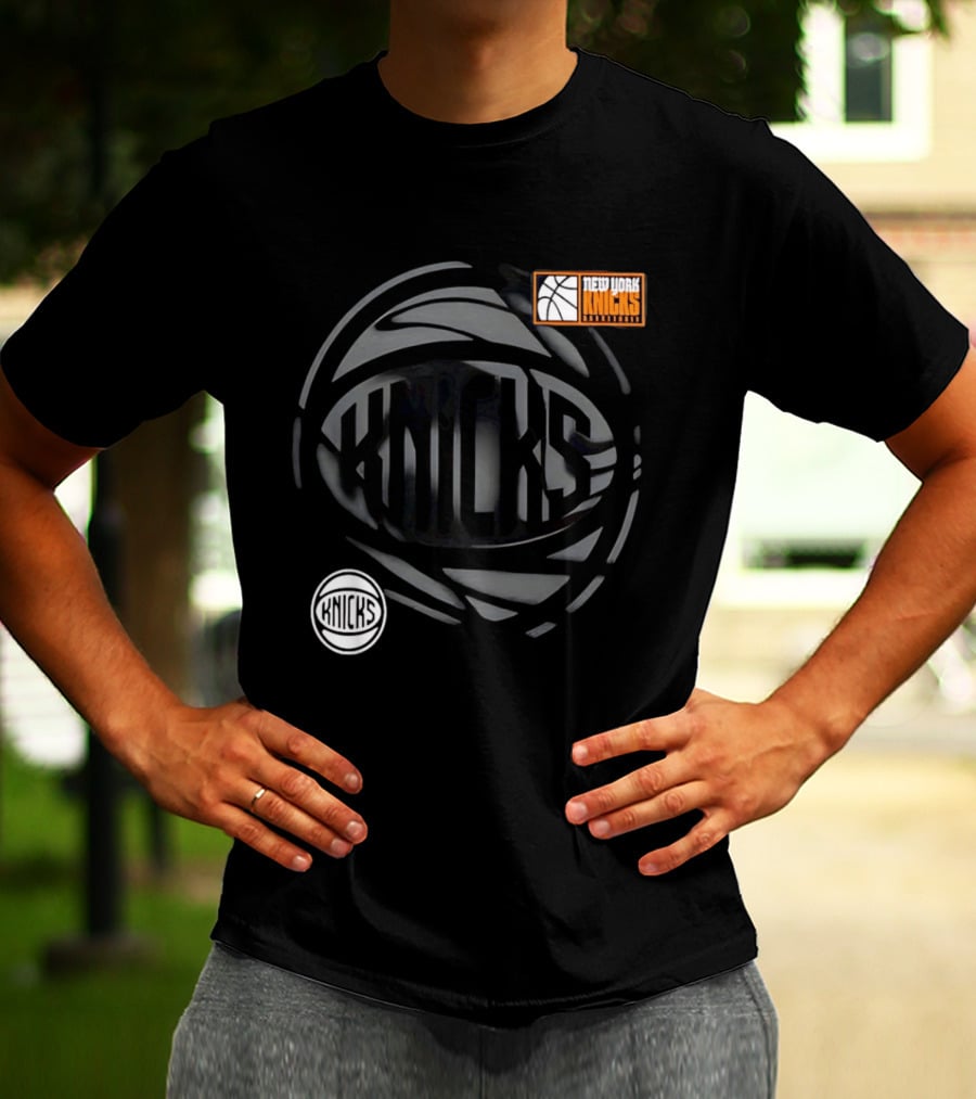 New York Knicks NBA 2026 Chasing Glory T-Shirt