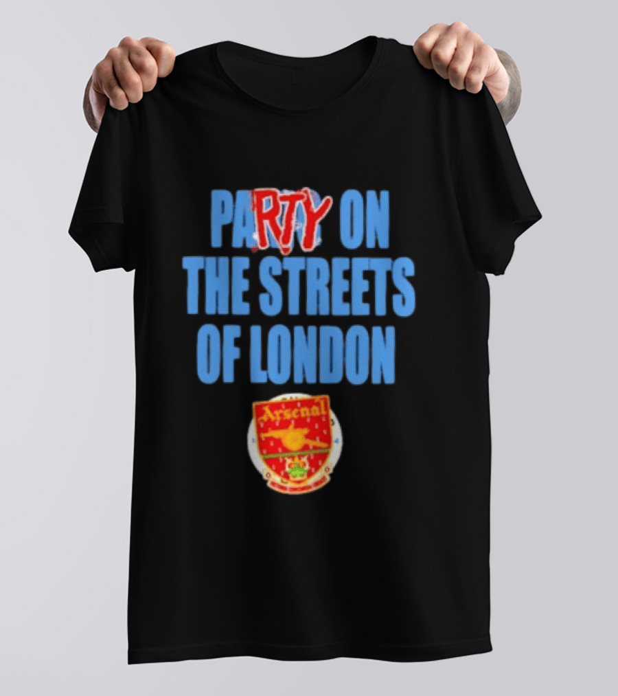 Party On The Streets Of London Arsenal T-Shirt