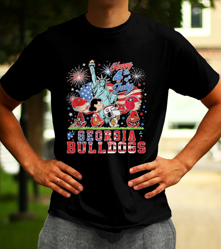Georgia Bulldogs Snoopy Abbey Road Happy 4th Of July Statue Of Liberty Fireworks T-Shirt