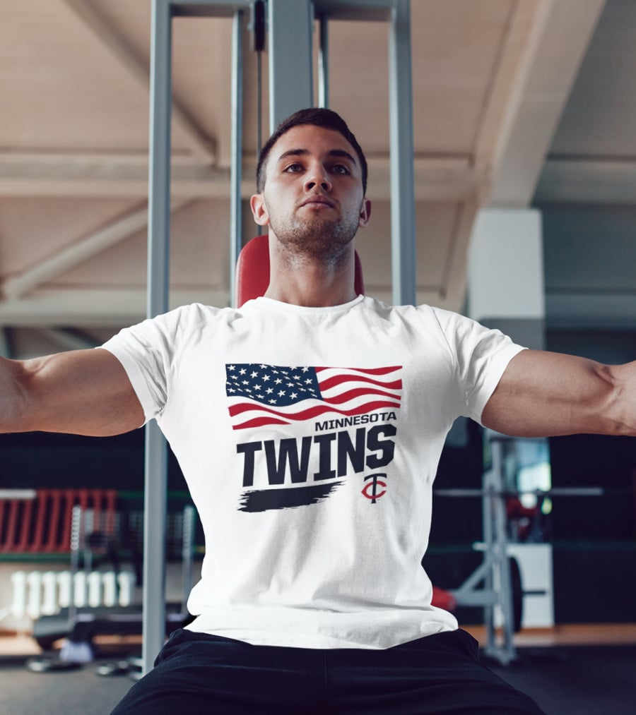 Minnesota Twins Waving American Flag MLB Team T-Shirt