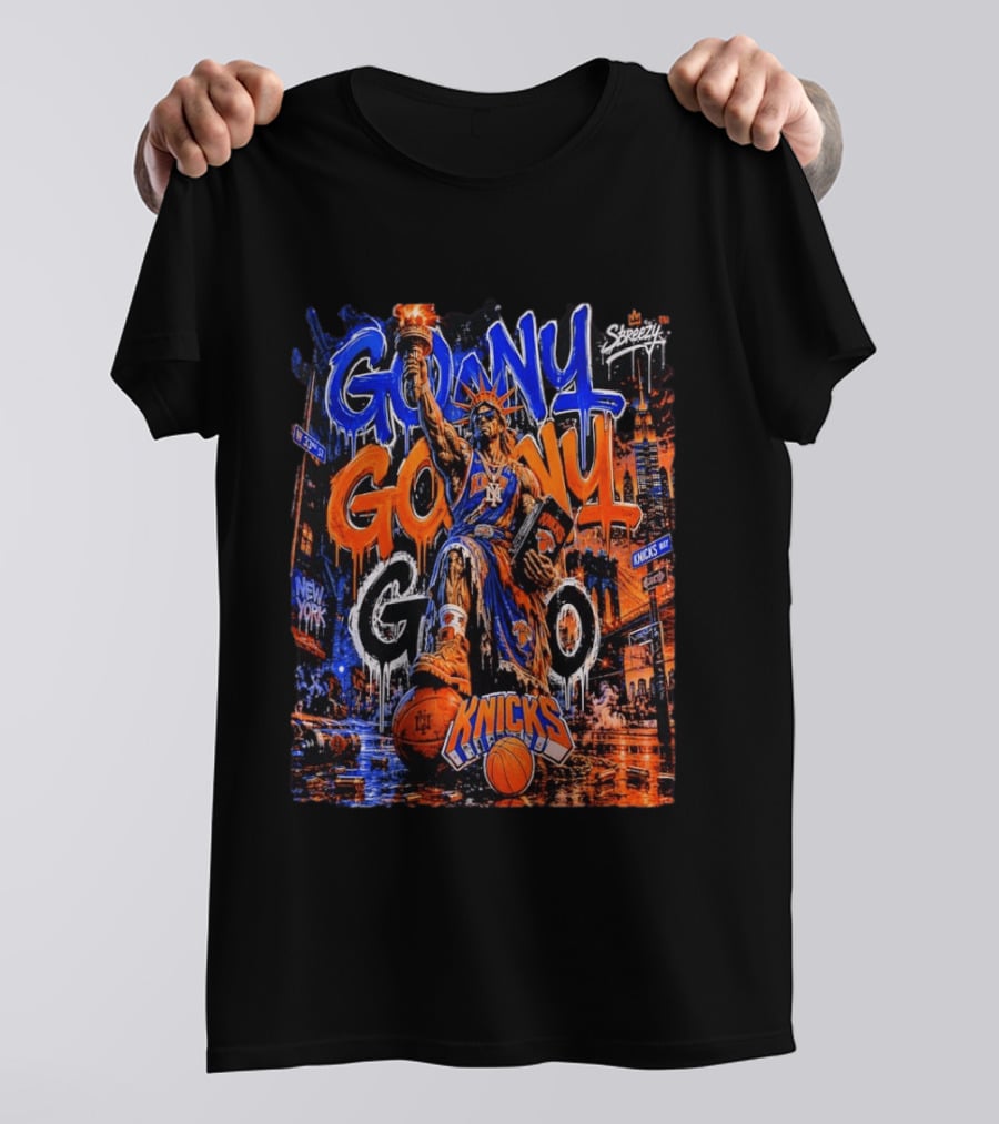 GO NY GO NY GO Knicks Basketball Statue Street T-Shirt