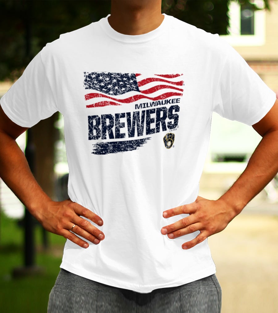 Milwaukee Brewers 4th Of July American Flag Celebration T-Shirt