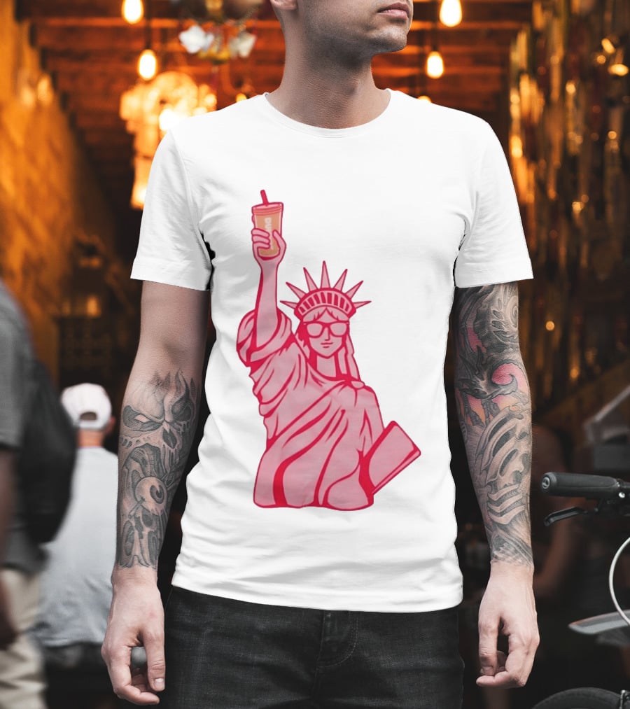 Statue Of Liberty Sunglasses Iced Drink T-Shirt