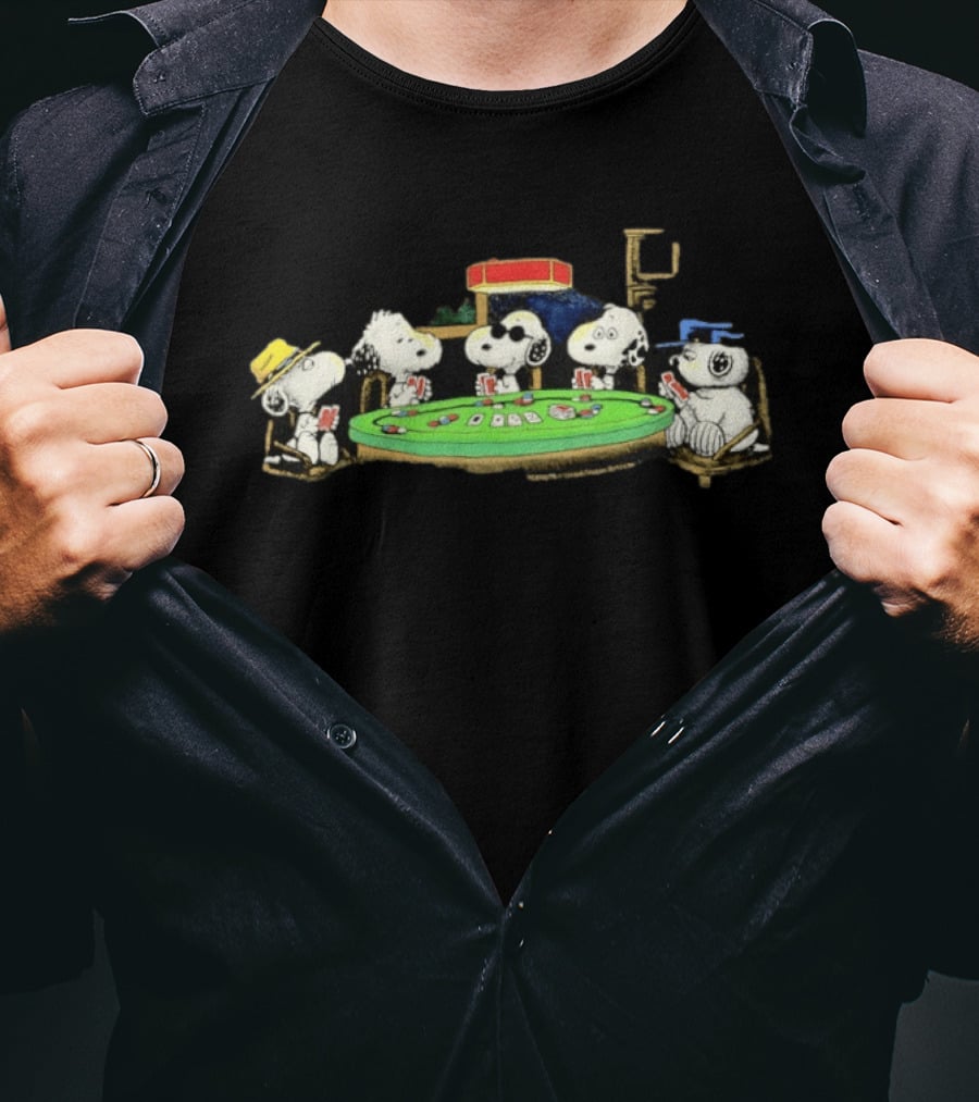 Snoopy Playing Poker Peanuts Gang Charlie Brown T-Shirt