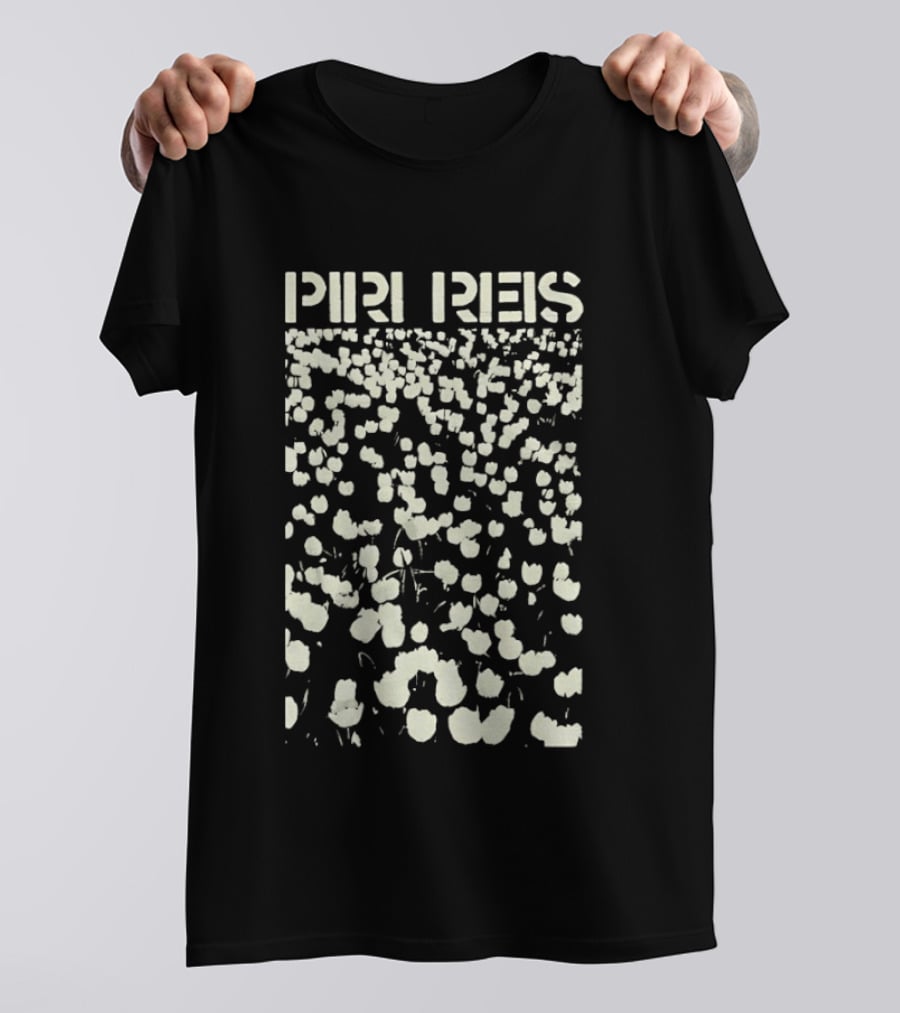 Piri Reis Tulip Flower Field Botanical Nature T-Shirt