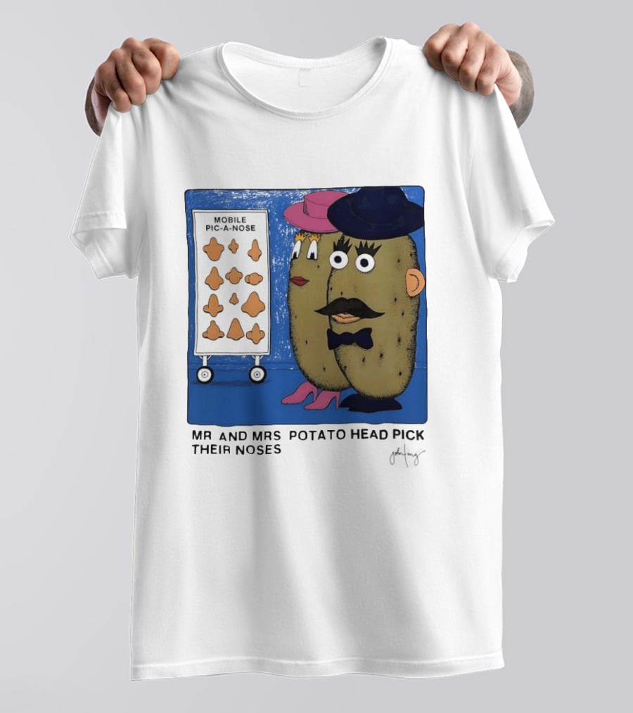Mobile Pic A Nose Mr And Mrs Potato Head Pick Their Noses T-Shirt