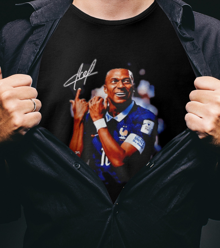 Kylian Mbappe 10 France National Football Team FIFA World Cup Celebration T-Shirt